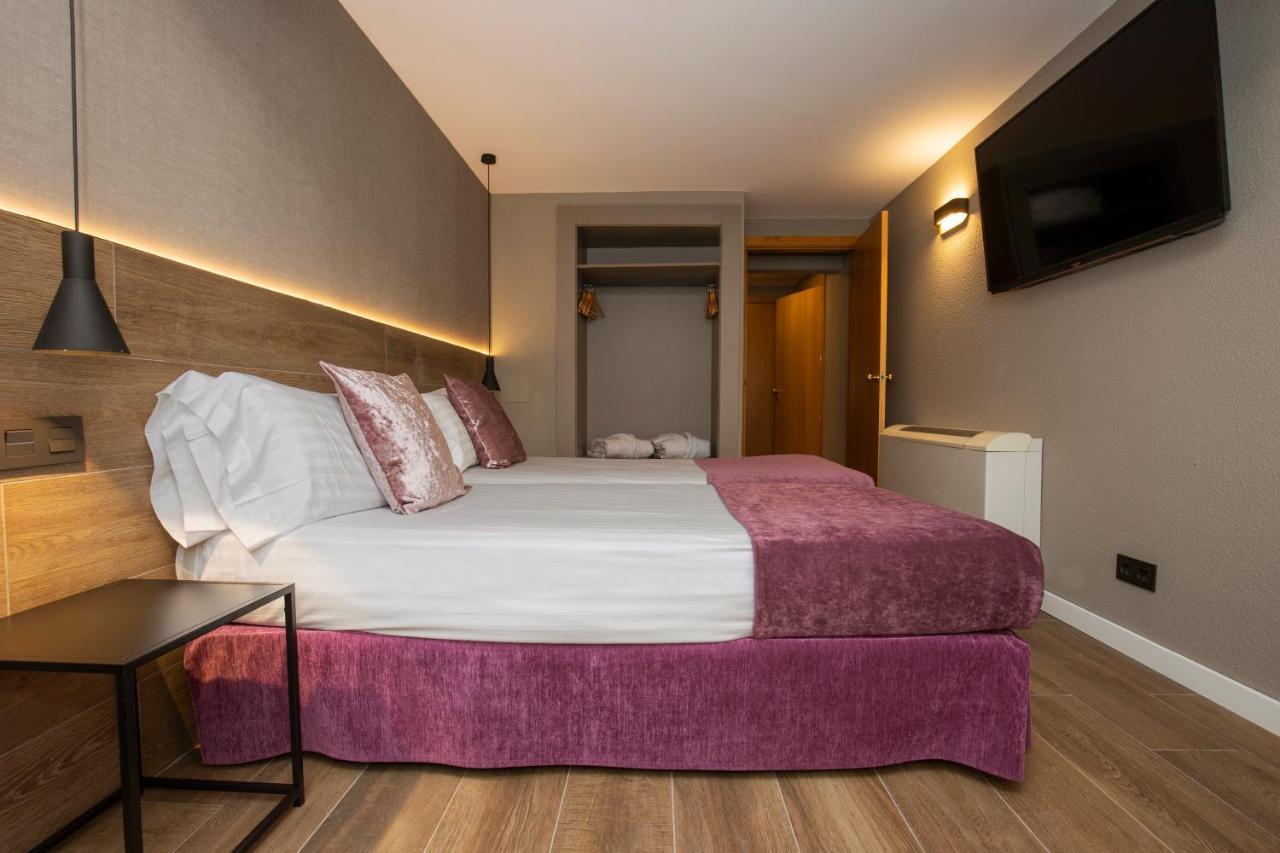 Yomo Eureka Hotell Andorra la Vella Exteriör bild