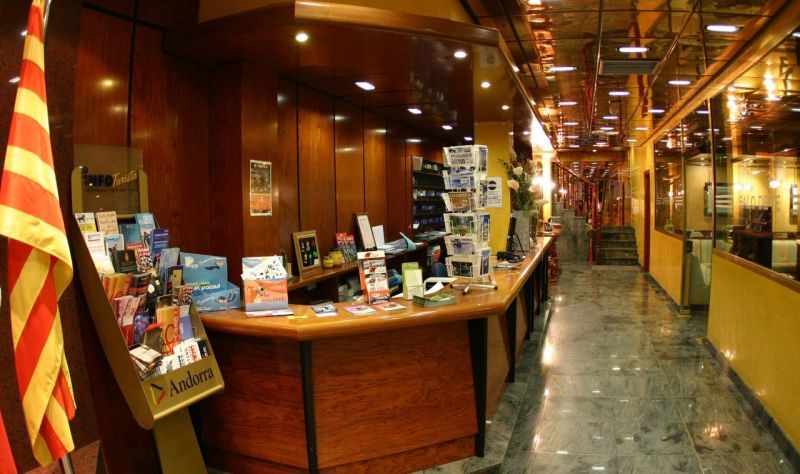 Yomo Eureka Hotell Andorra la Vella Exteriör bild