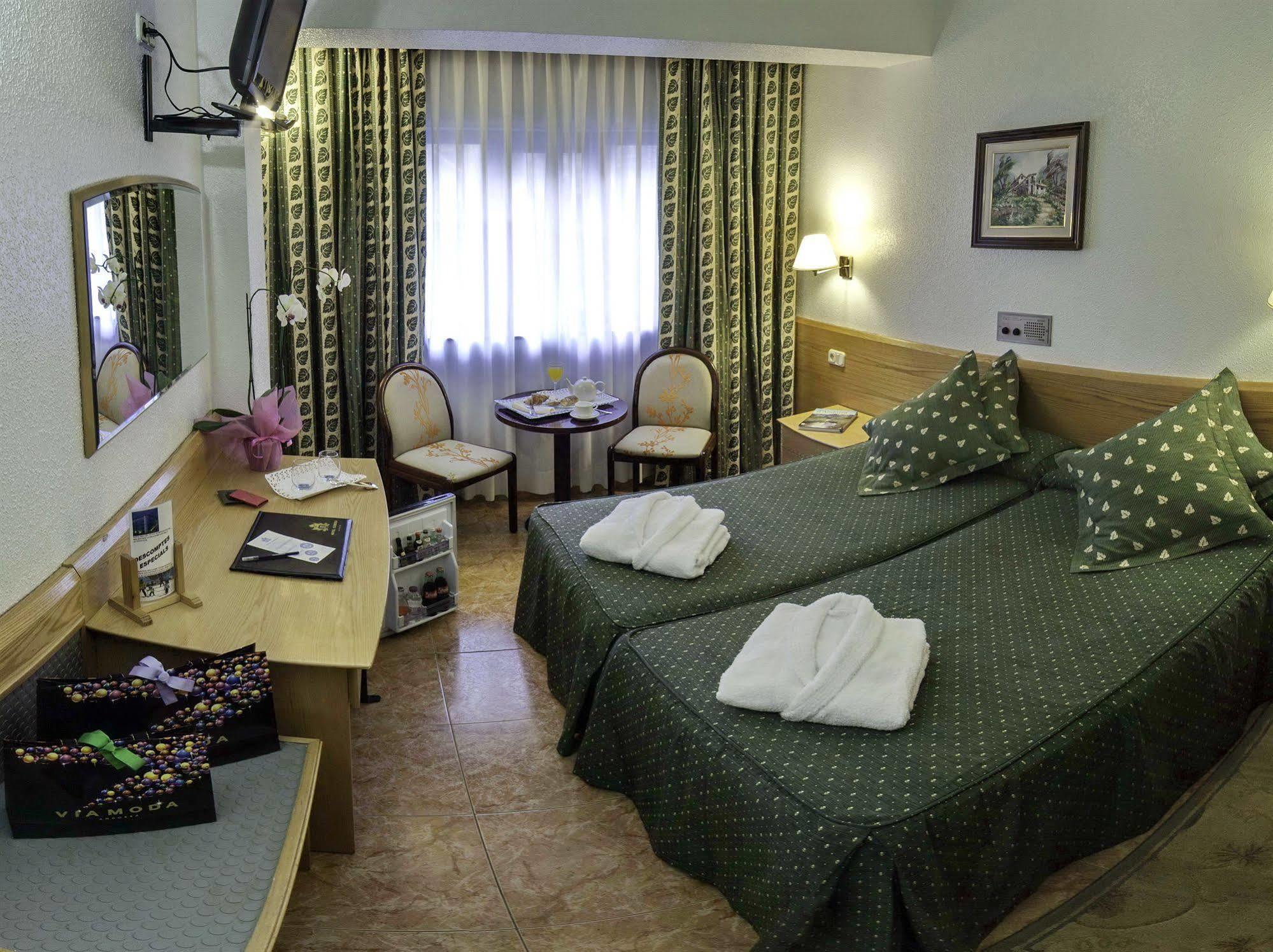 Yomo Eureka Hotell Andorra la Vella Exteriör bild